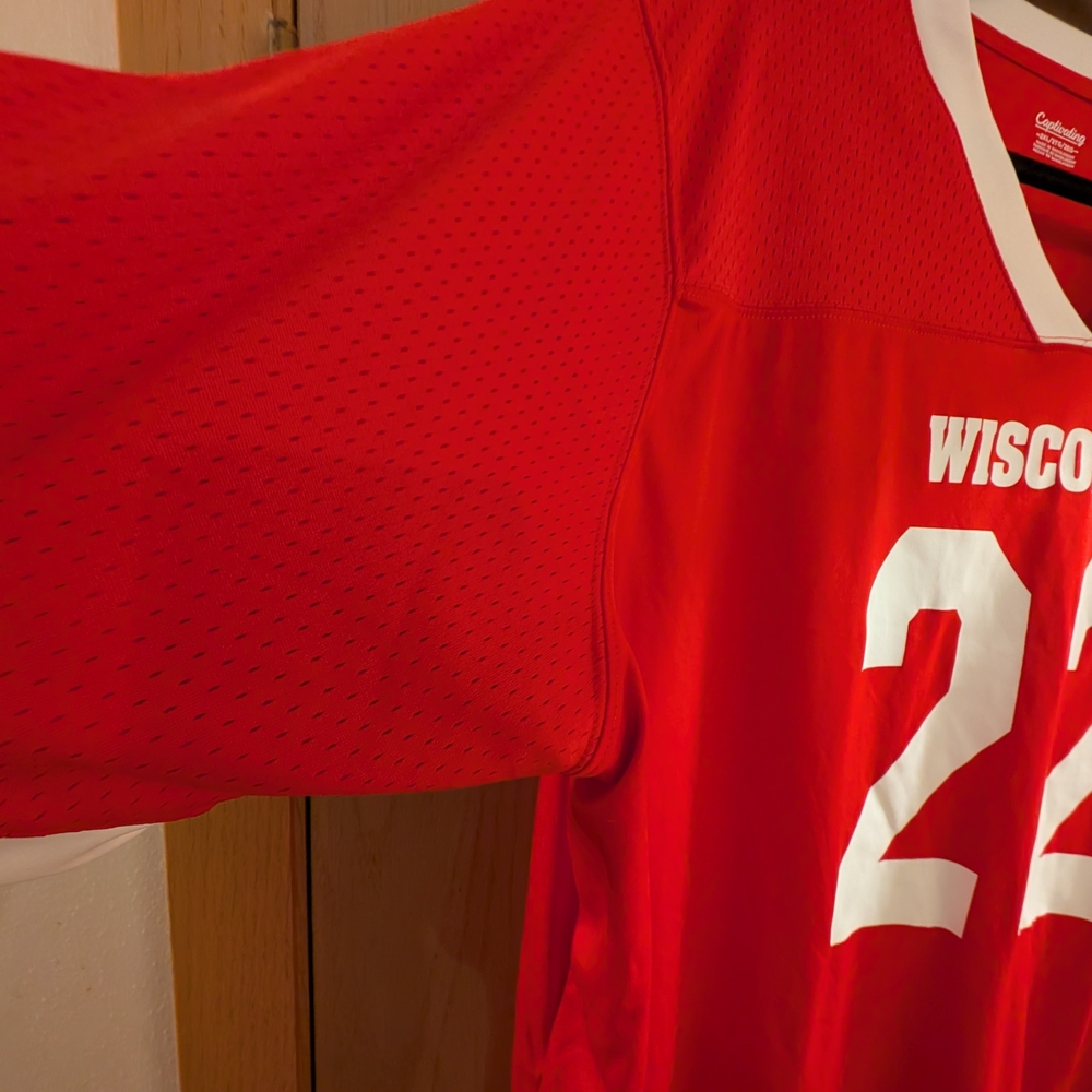 Red Wisconsin Men's Jersey - Picture 4 of 5